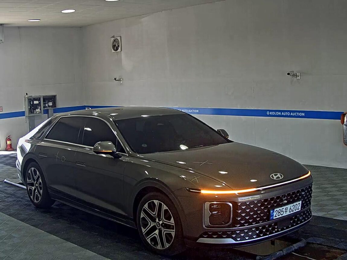HYUNDAI THE ALL NEW GRANDEUR GASOLINE 2.5 EXCLUSIVE 2023 - zdjęcie 3