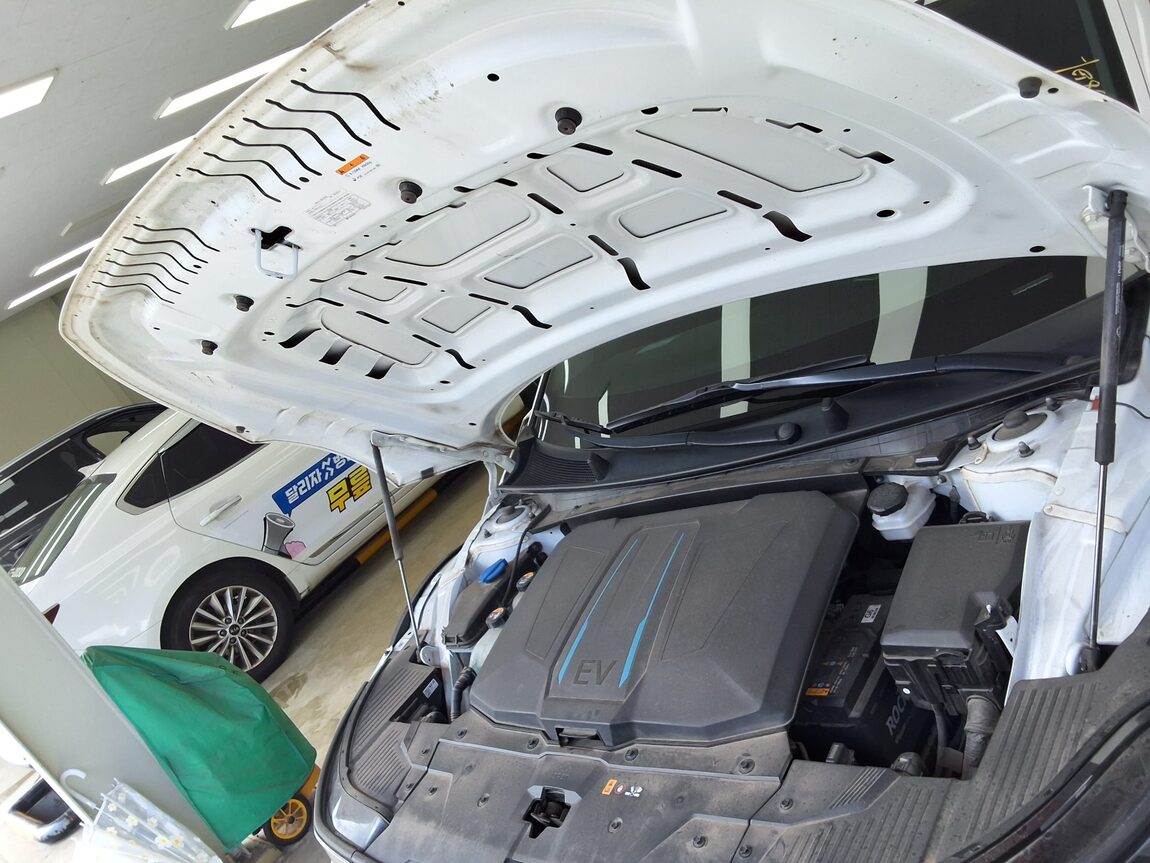 HYUNDAI IONIQ 5 EV 2WD LONG RANGE COMMERCIAL 2023 - zdjęcie 18