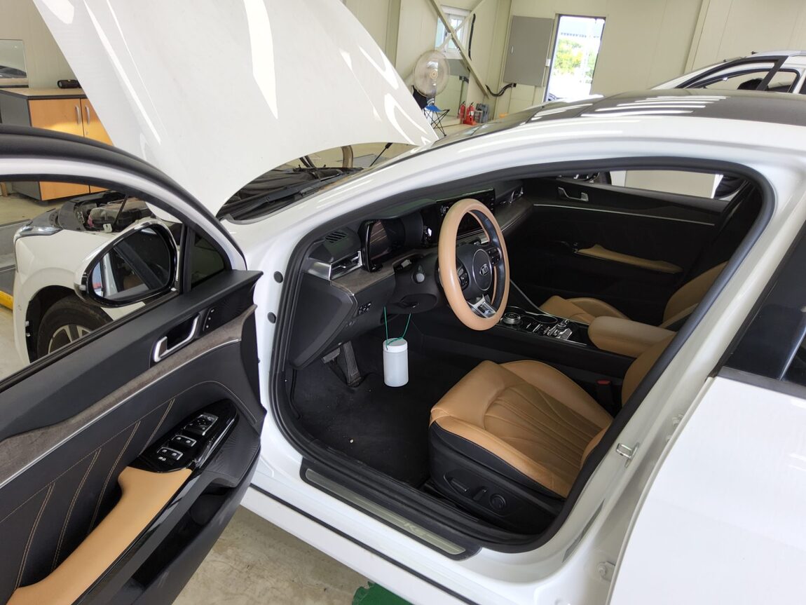 KIA NEW K5 HYBRID (DL3) 2.0 HEV SIGNATURE 2021 - zdjęcie 10