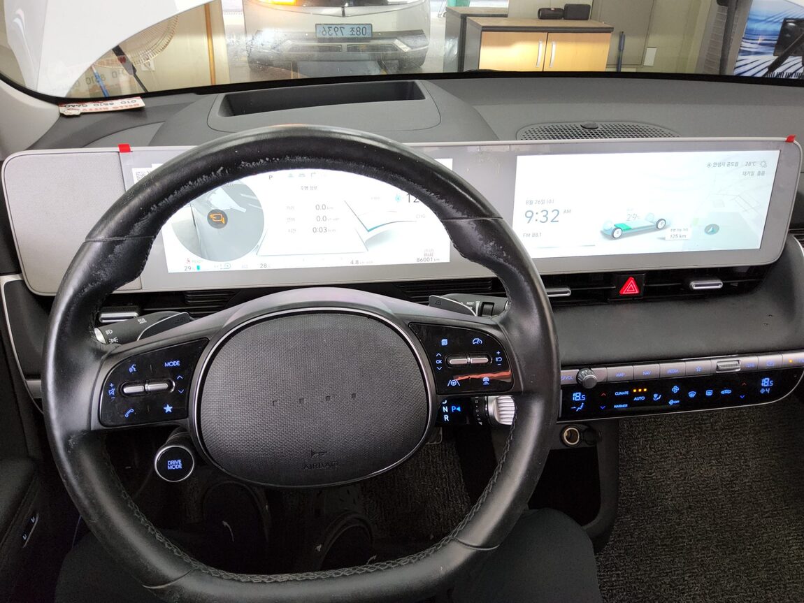 HYUNDAI IONIQ 5 EV 2WD LONG RANGE PRESTIGE 2022 - zdjęcie 17