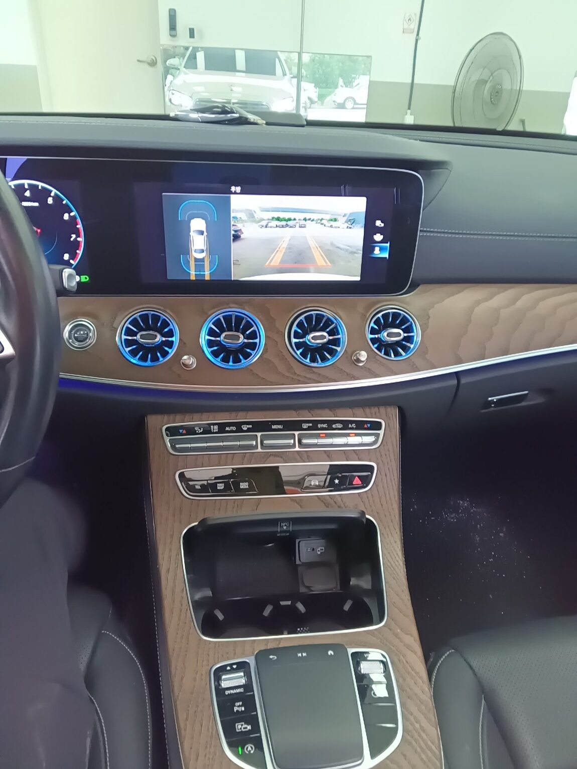 MERCEDES-BENZ E-CLASS (5TH GEN) E250 EXCLUSIVE 2021 - zdjęcie 11