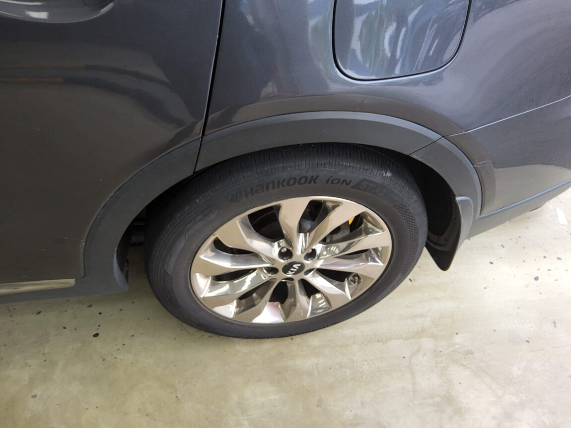 KIA THE NEW SORENTO DIESEL R2.2 4WD PRESTIGE 2020 - zdjęcie 22
