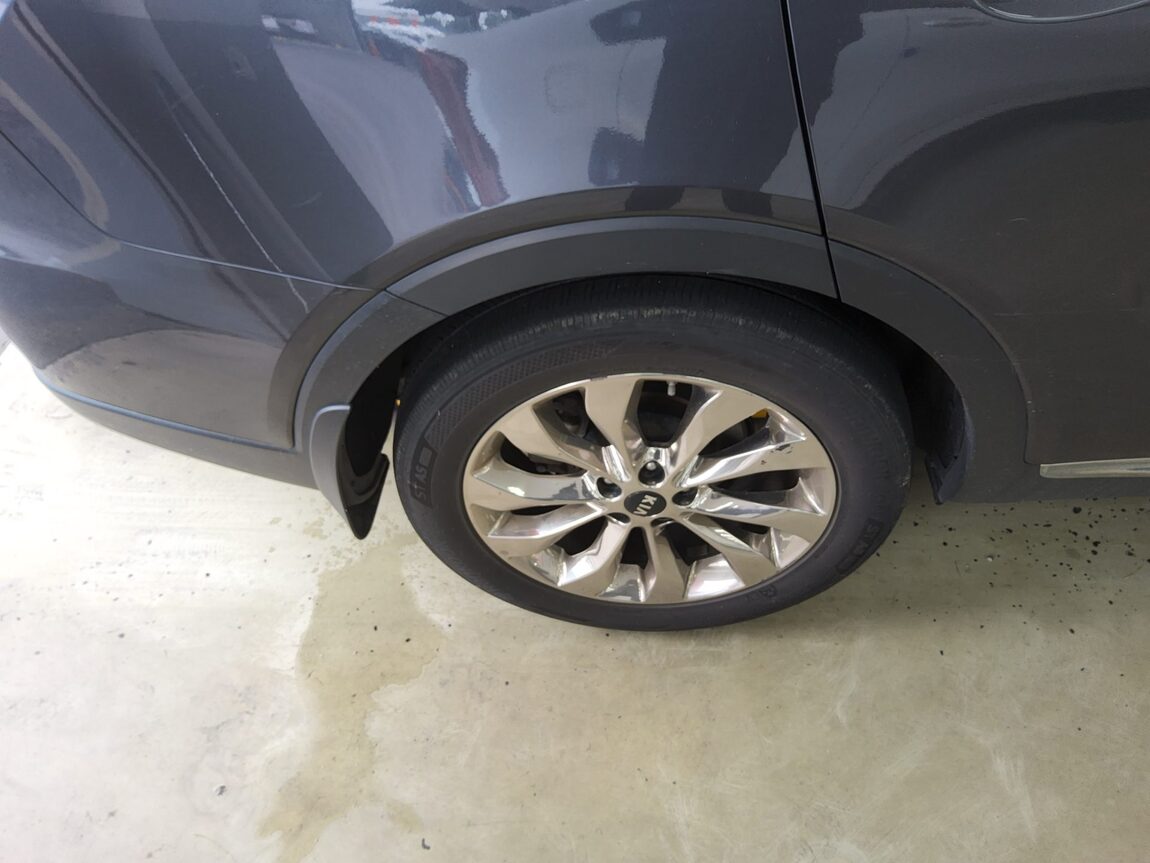 KIA THE NEW SORENTO DIESEL R2.2 4WD PRESTIGE 2020 - zdjęcie 24