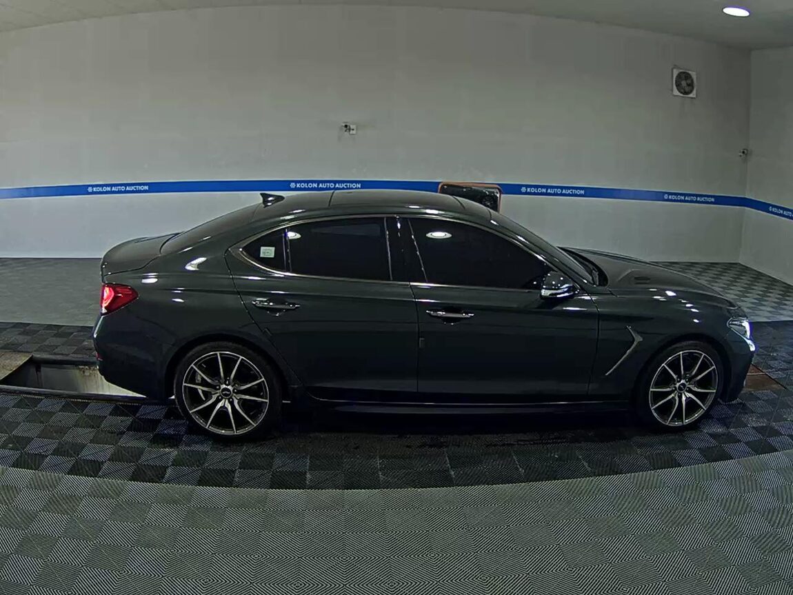 GENESIS G70 3.3T SPORTS AWD ADVANCED 2018 - zdjęcie 4