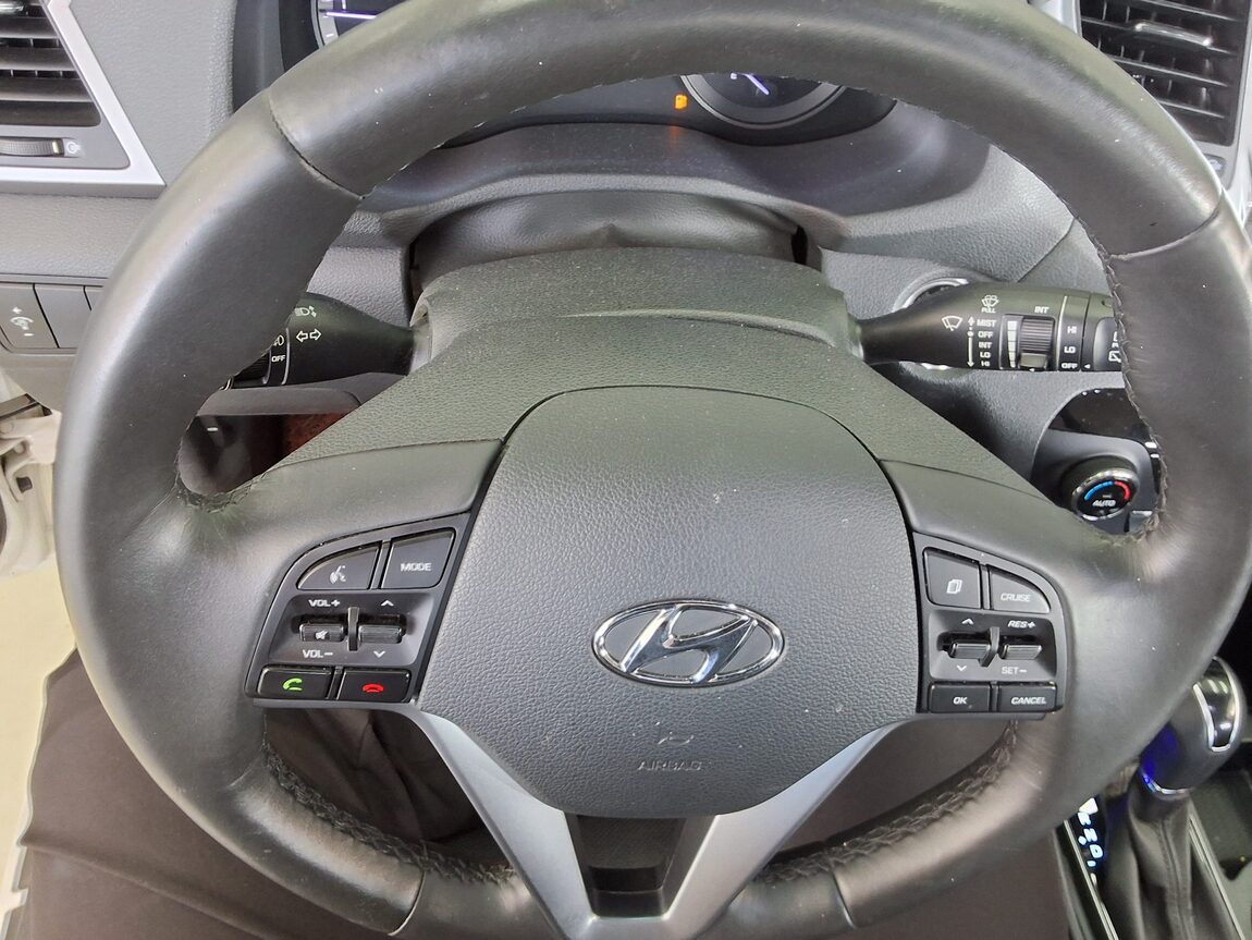 HYUNDAI ALL NEW TUCSON DIESEL R2.0 2WD MODERN 2016 - zdjęcie 19
