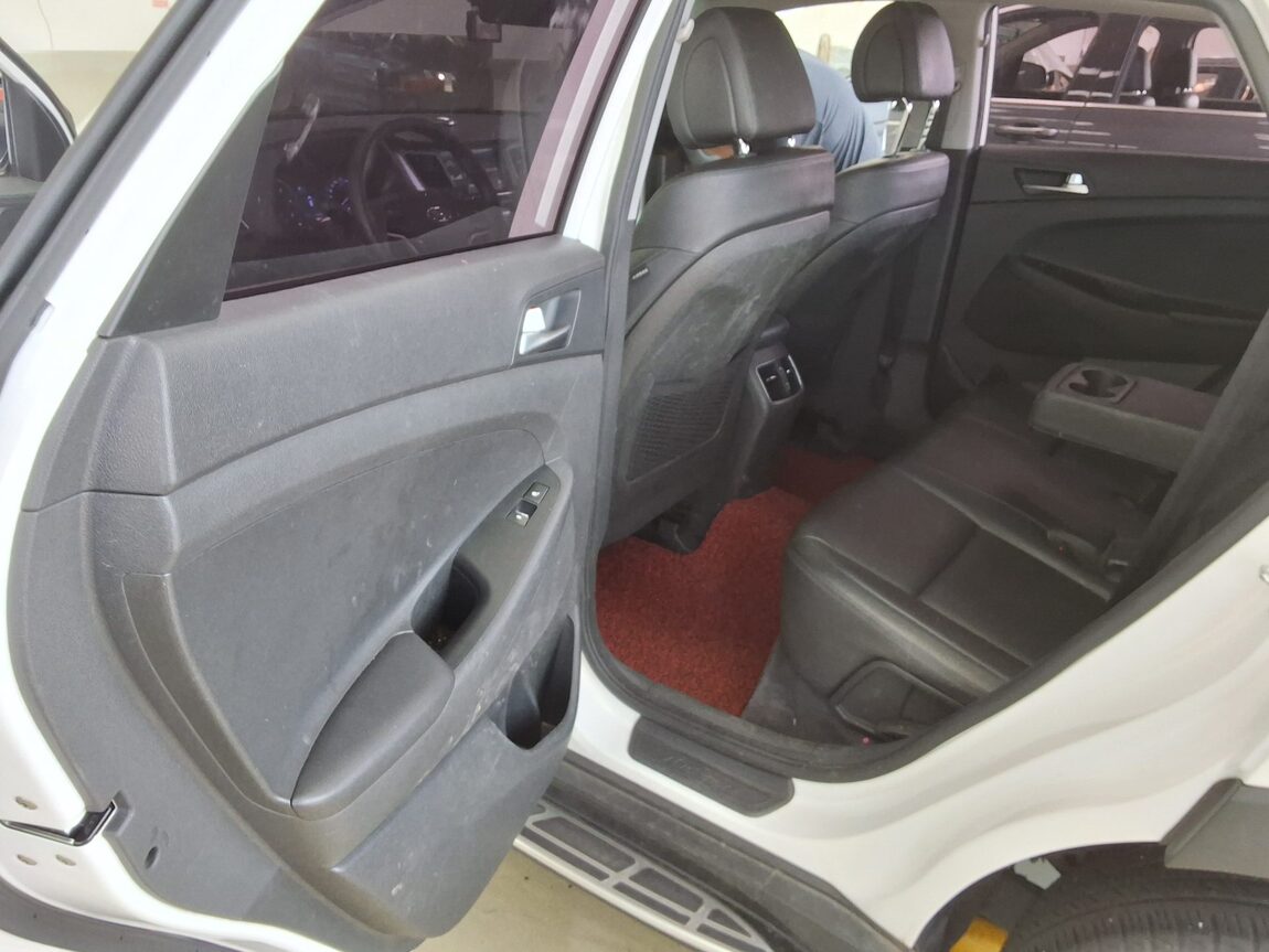 HYUNDAI ALL NEW TUCSON DIESEL R2.0 2WD MODERN 2016 - zdjęcie 12