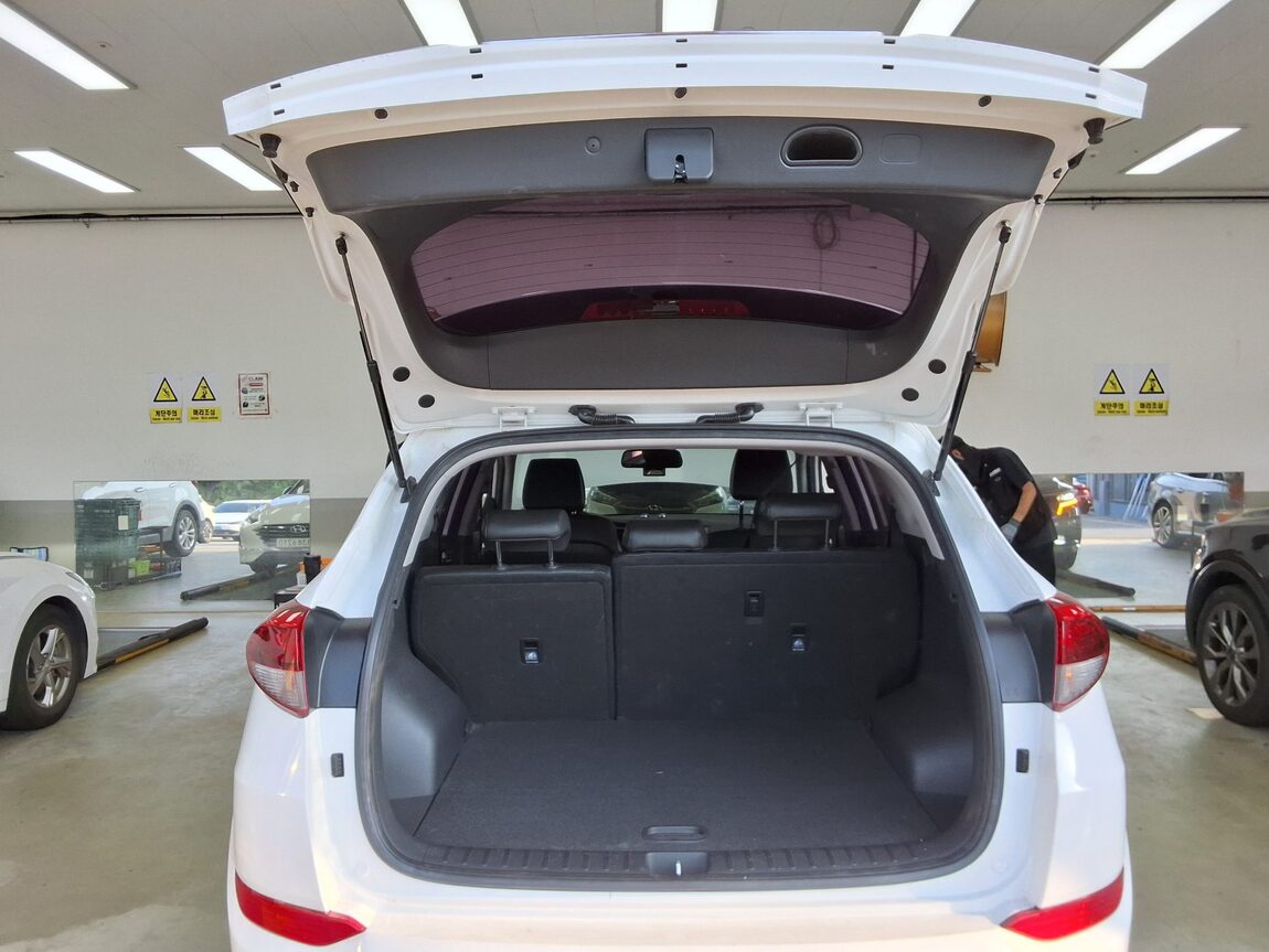 HYUNDAI ALL NEW TUCSON DIESEL R2.0 2WD MODERN 2016 - zdjęcie 15