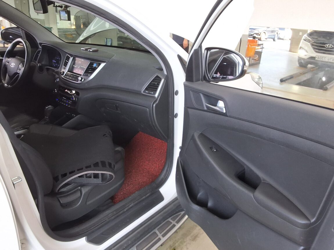 HYUNDAI ALL NEW TUCSON DIESEL R2.0 2WD MODERN 2016 - zdjęcie 14