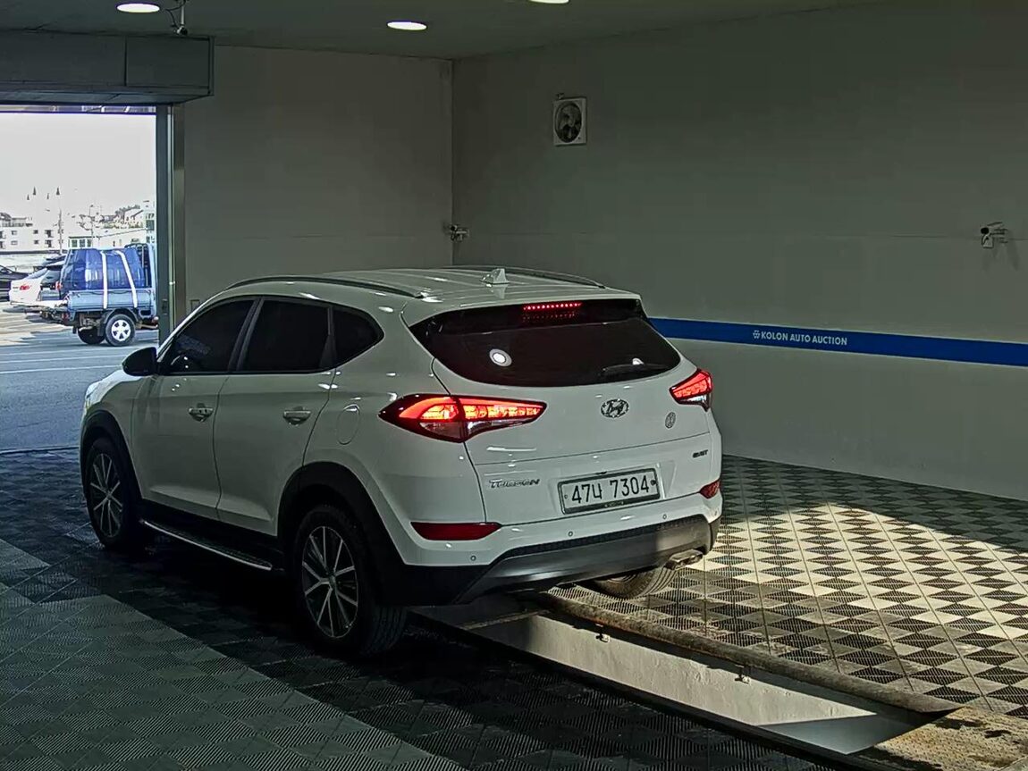 HYUNDAI ALL NEW TUCSON DIESEL R2.0 2WD MODERN 2016 - zdjęcie 6