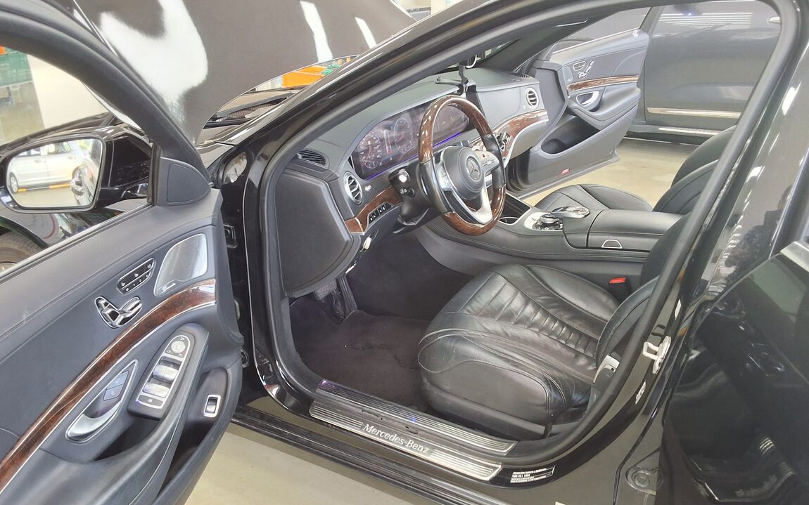 MERCEDES-BENZ S-CLASS (6TH GEN) S560L 4MATIC 2018 - zdjęcie 10