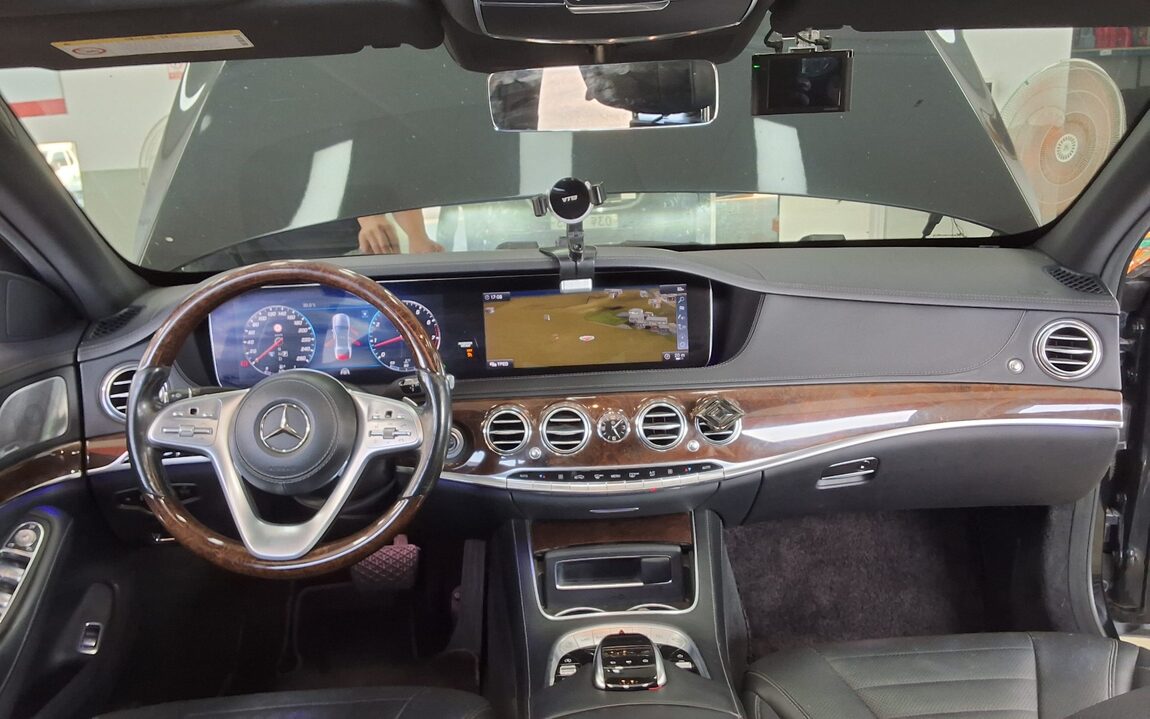 MERCEDES-BENZ S-CLASS (6TH GEN) S560L 4MATIC 2018 - zdjęcie 11