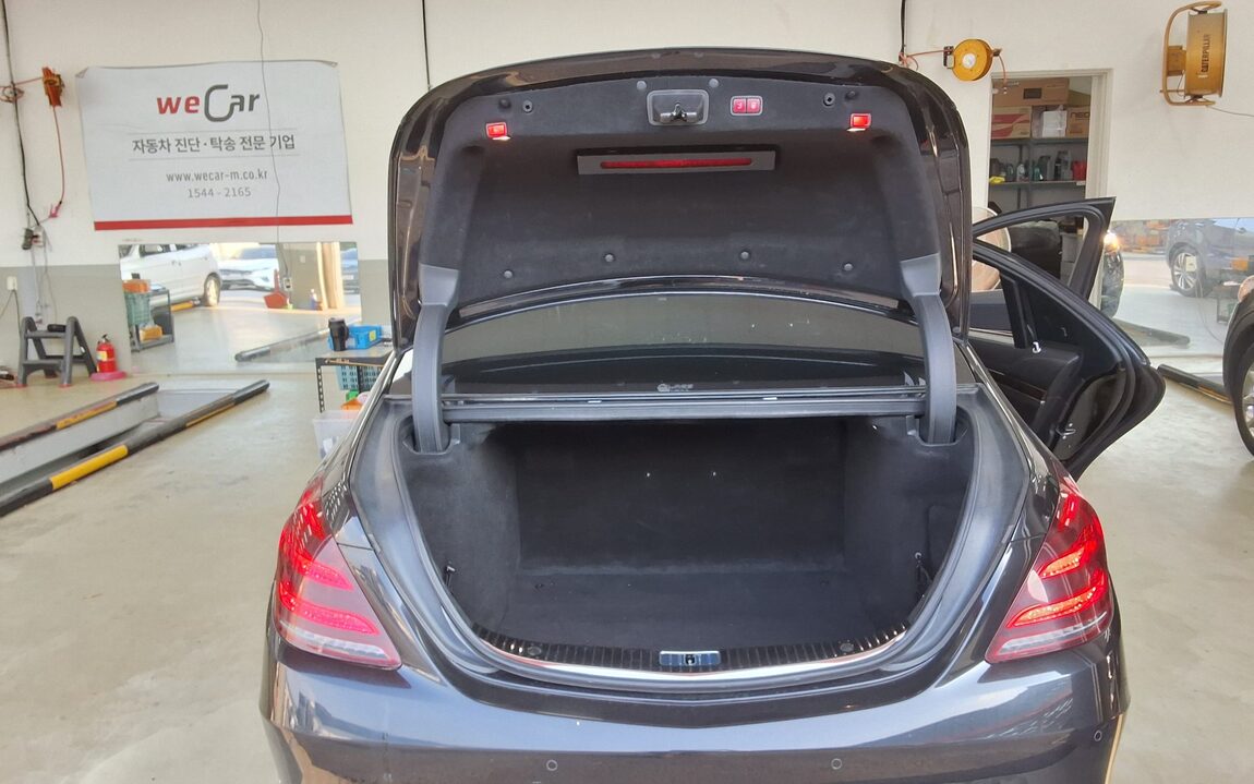 MERCEDES-BENZ S-CLASS (6TH GEN) S560L 4MATIC 2018 - zdjęcie 15