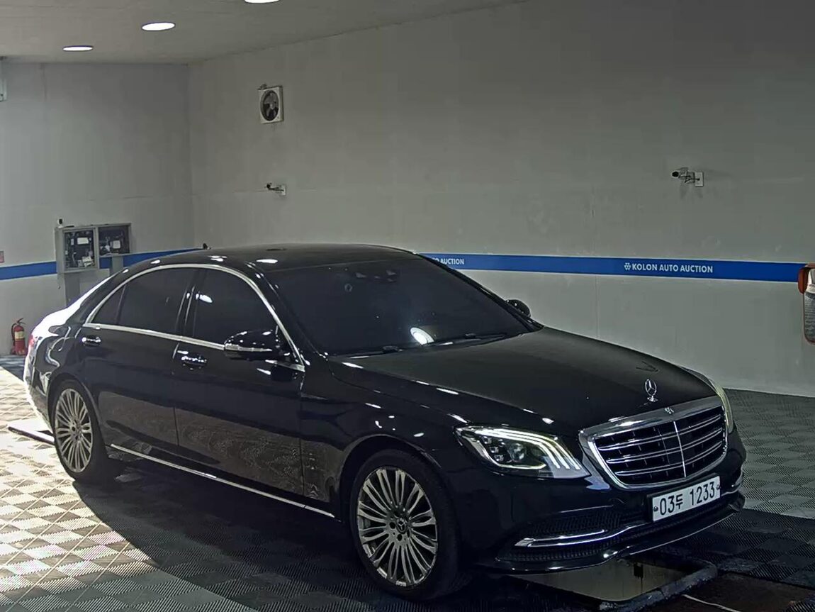 MERCEDES-BENZ S-CLASS (6TH GEN) S560L 4MATIC 2018 - zdjęcie 3