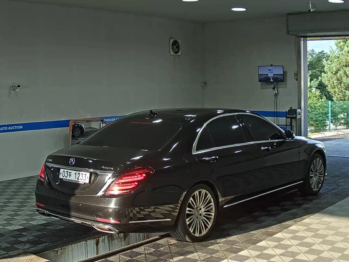 MERCEDES-BENZ S-CLASS (6TH GEN) S560L 4MATIC 2018 - zdjęcie 5
