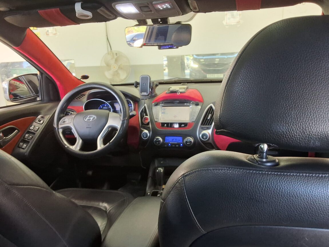 HYUNDAI TUCSON ix DIESEL R20 2WD LX20 PREMIER 2010 - zdjęcie 11