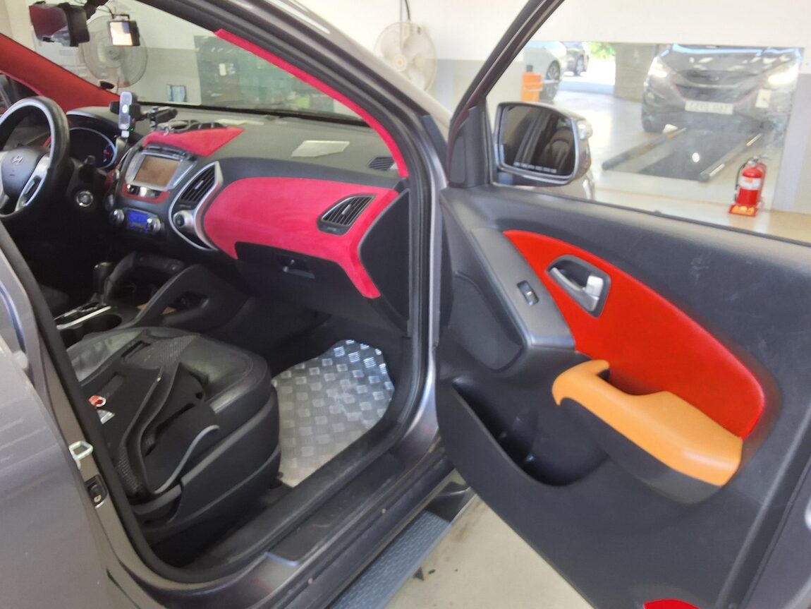 HYUNDAI TUCSON ix DIESEL R20 2WD LX20 PREMIER 2010 - zdjęcie 14