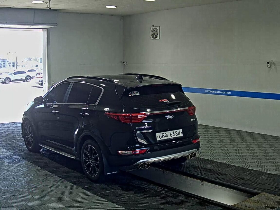 KIA NEW SPORTAGE 1.7 2WD NOBLESSE 2018 - zdjęcie 6