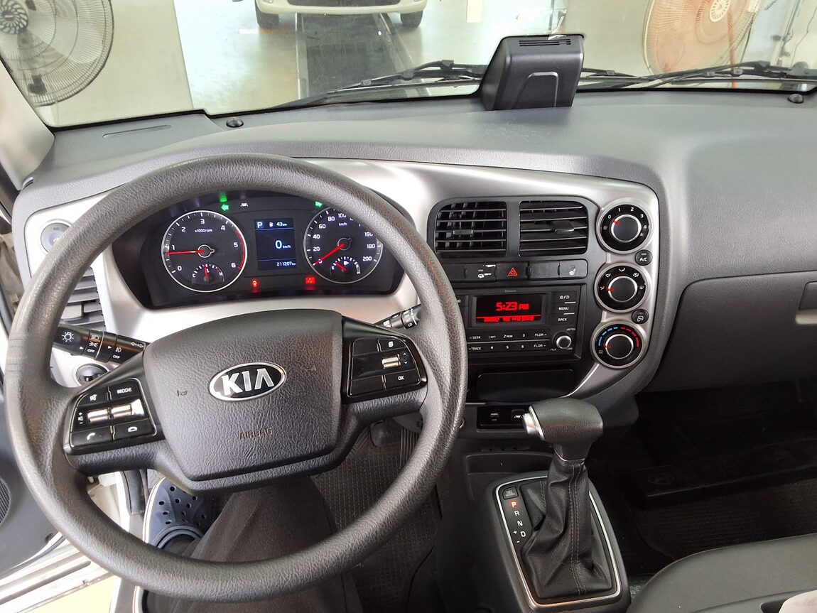 KIA THE NEW BONGO III CARGO BUILT-IN BOX TRUCK PLUS MODEL 2022 - zdjęcie 16