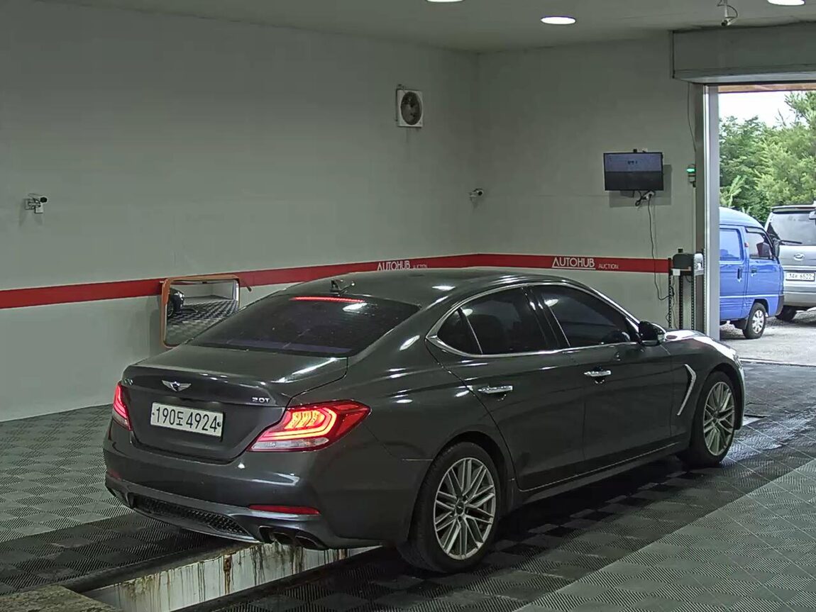 GENESIS G70 2.0T ADVANCED 2019 - zdjęcie 5