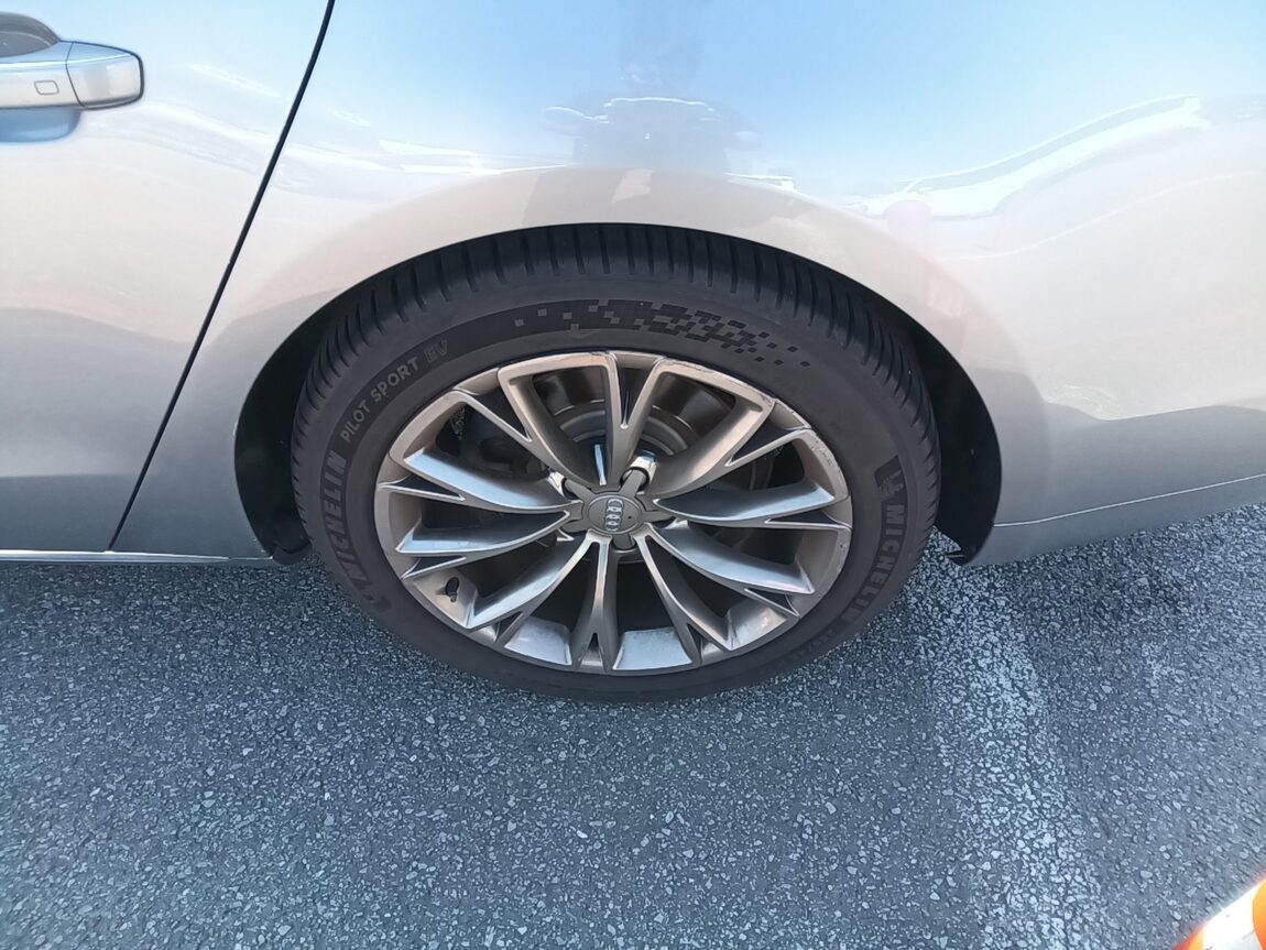 AUDI A8 (3RD GEN) 3.0 TFSI QUATTRO LWB 2012 - zdjęcie 26