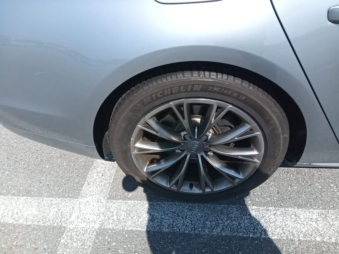 AUDI A8 (3RD GEN) 3.0 TFSI QUATTRO LWB 2012 - zdjęcie 28