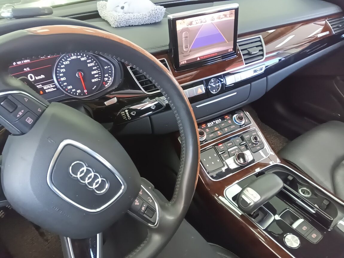AUDI A8 (3RD GEN) 3.0 TFSI QUATTRO LWB 2012 - zdjęcie 11