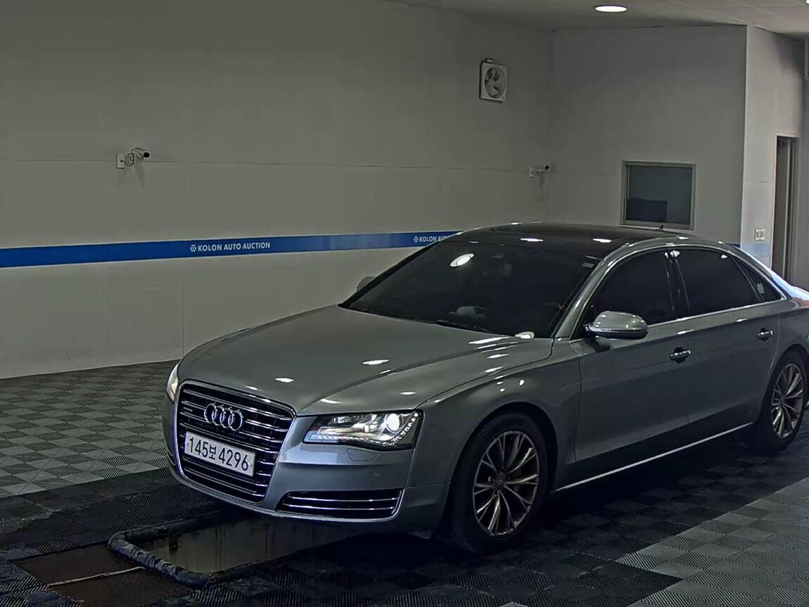 AUDI A8 (3RD GEN) 3.0 TFSI QUATTRO LWB 2012 - zdjęcie 2