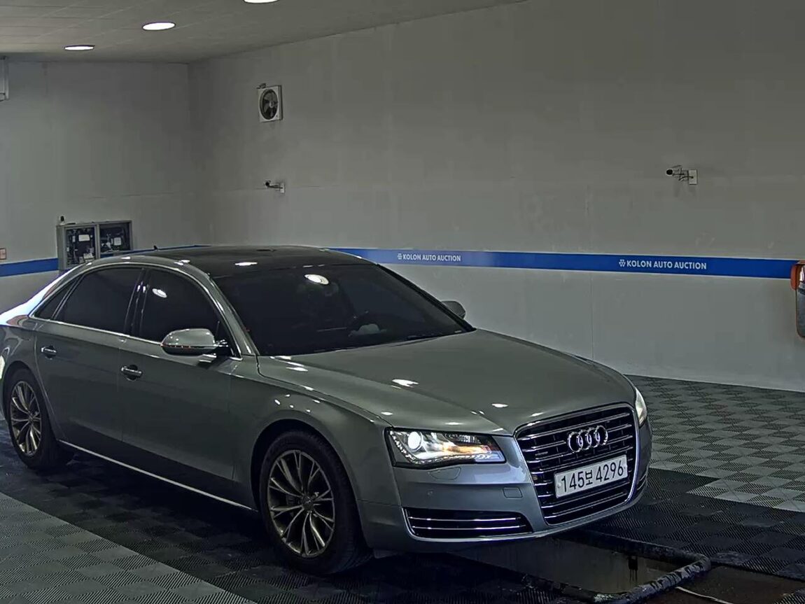 AUDI A8 (3RD GEN) 3.0 TFSI QUATTRO LWB 2012 - zdjęcie 3