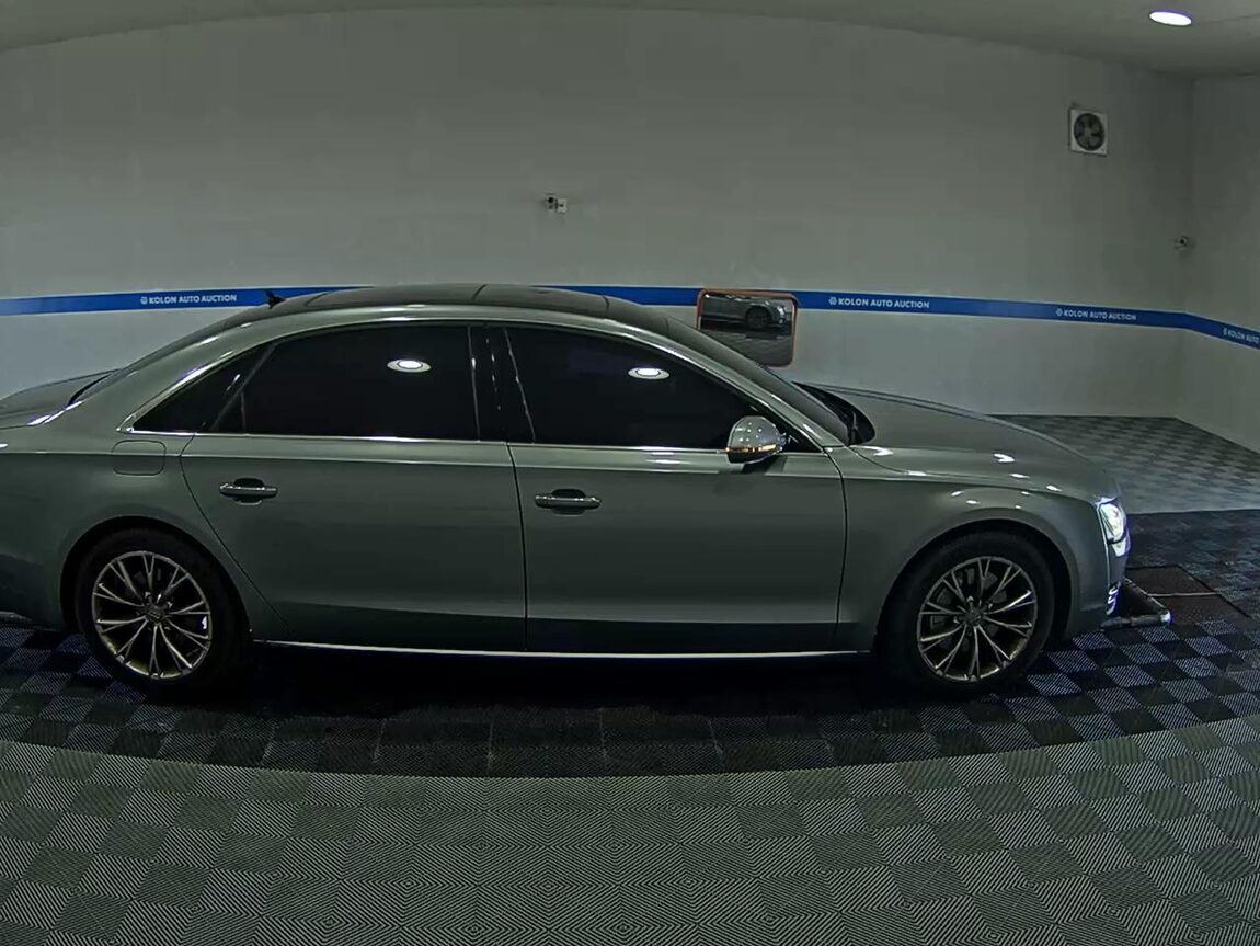 AUDI A8 (3RD GEN) 3.0 TFSI QUATTRO LWB 2012 - zdjęcie 4