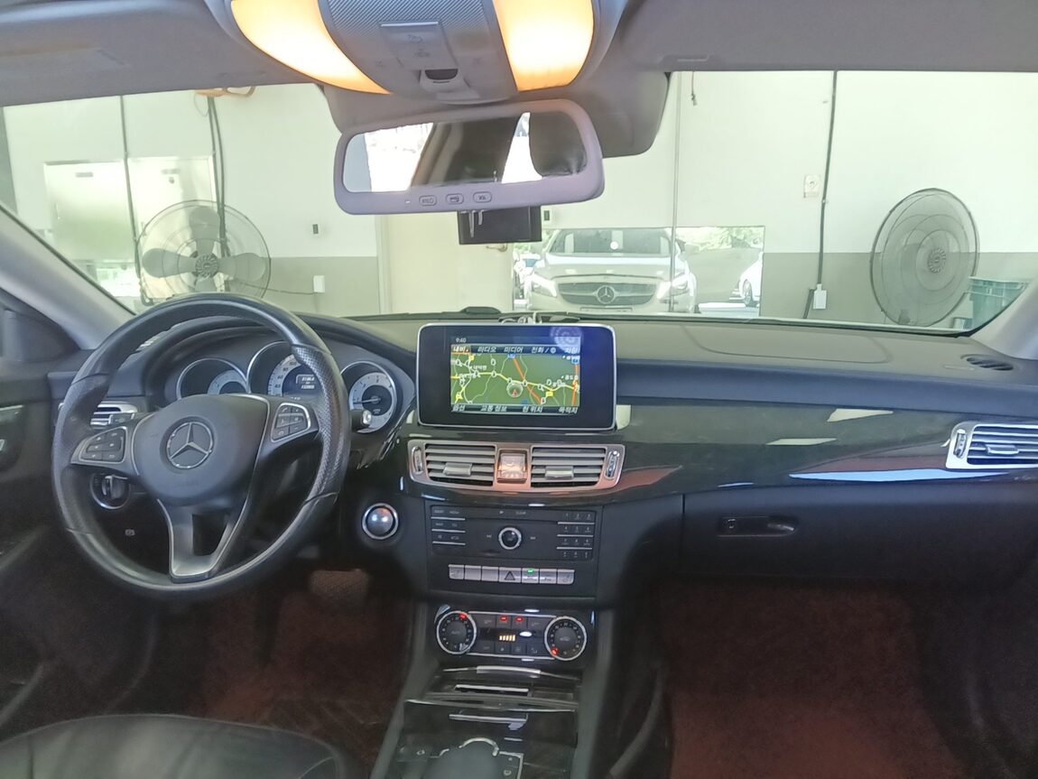MERCEDES-BENZ CLS-CLASS (2ND GEN) CLS250 d 4MATIC 2016 - zdjęcie 20
