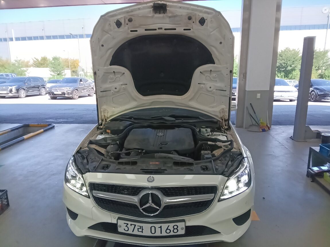 MERCEDES-BENZ CLS-CLASS (2ND GEN) CLS250 d 4MATIC 2016 - zdjęcie 22