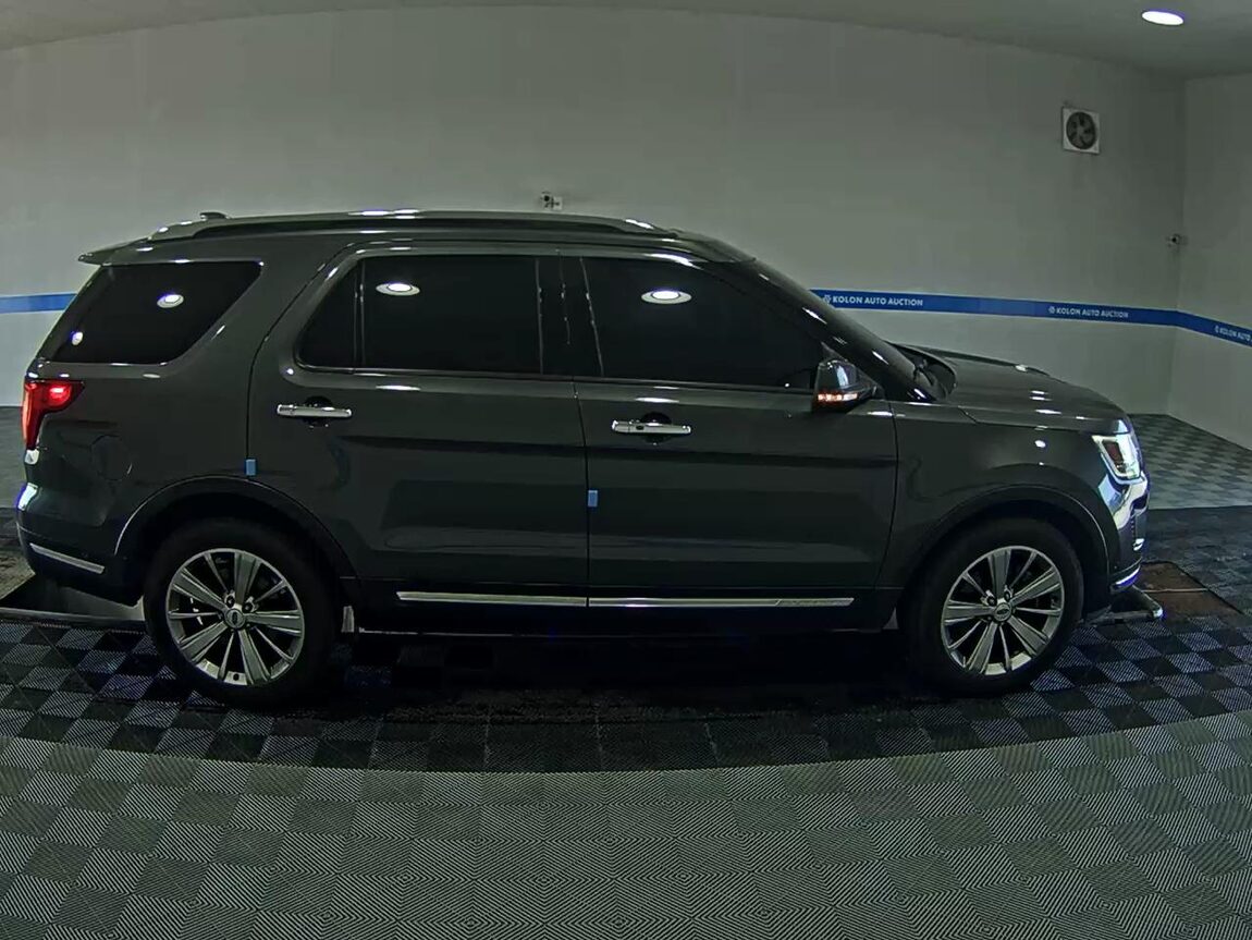 FORD EXPLORER (5TH GEN) 2.3 AWD LIMITED 2018 - zdjęcie 4