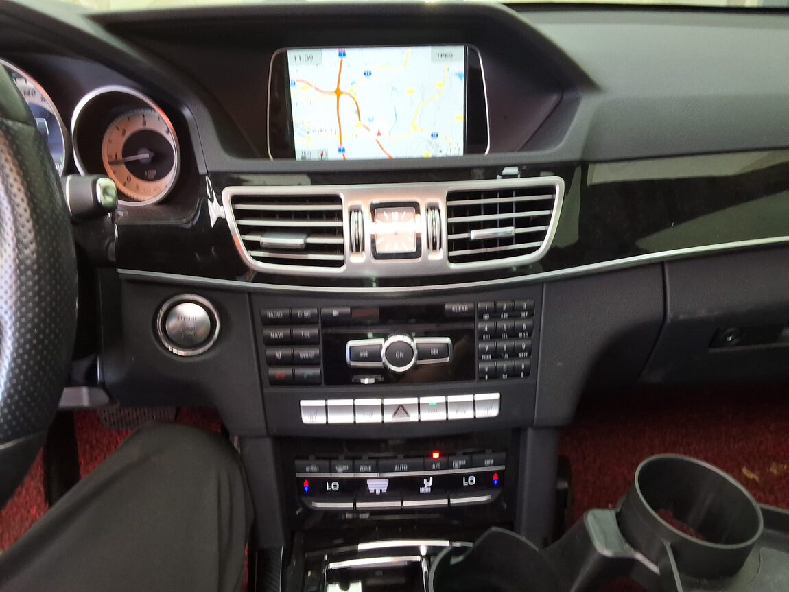 MERCEDES-BENZ E-CLASS (4TH GEN) E250 CDI 4MATIC 2014 - zdjęcie 24