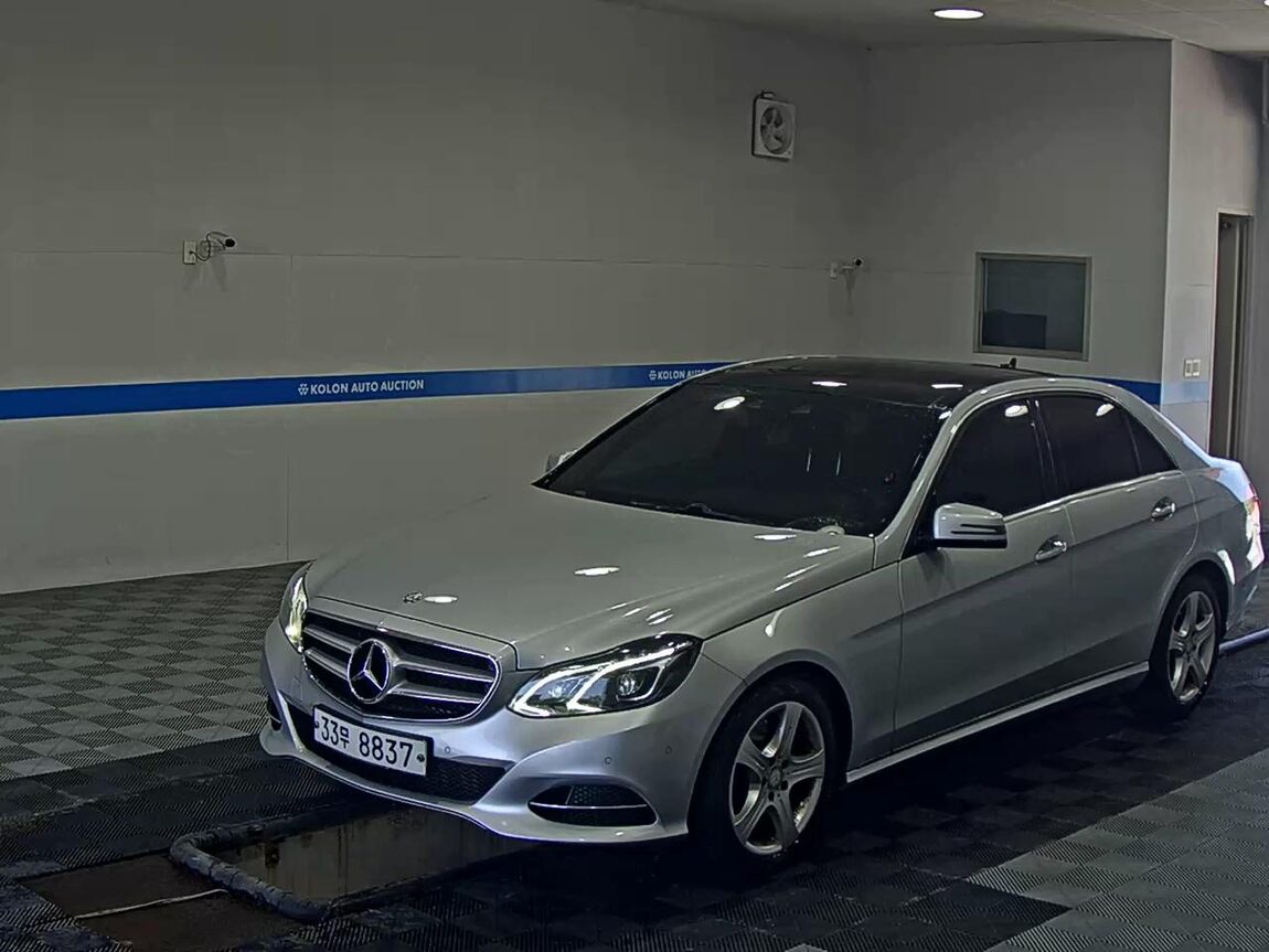 MERCEDES-BENZ E-CLASS (4TH GEN) E250 CDI 4MATIC 2014 - zdjęcie 2