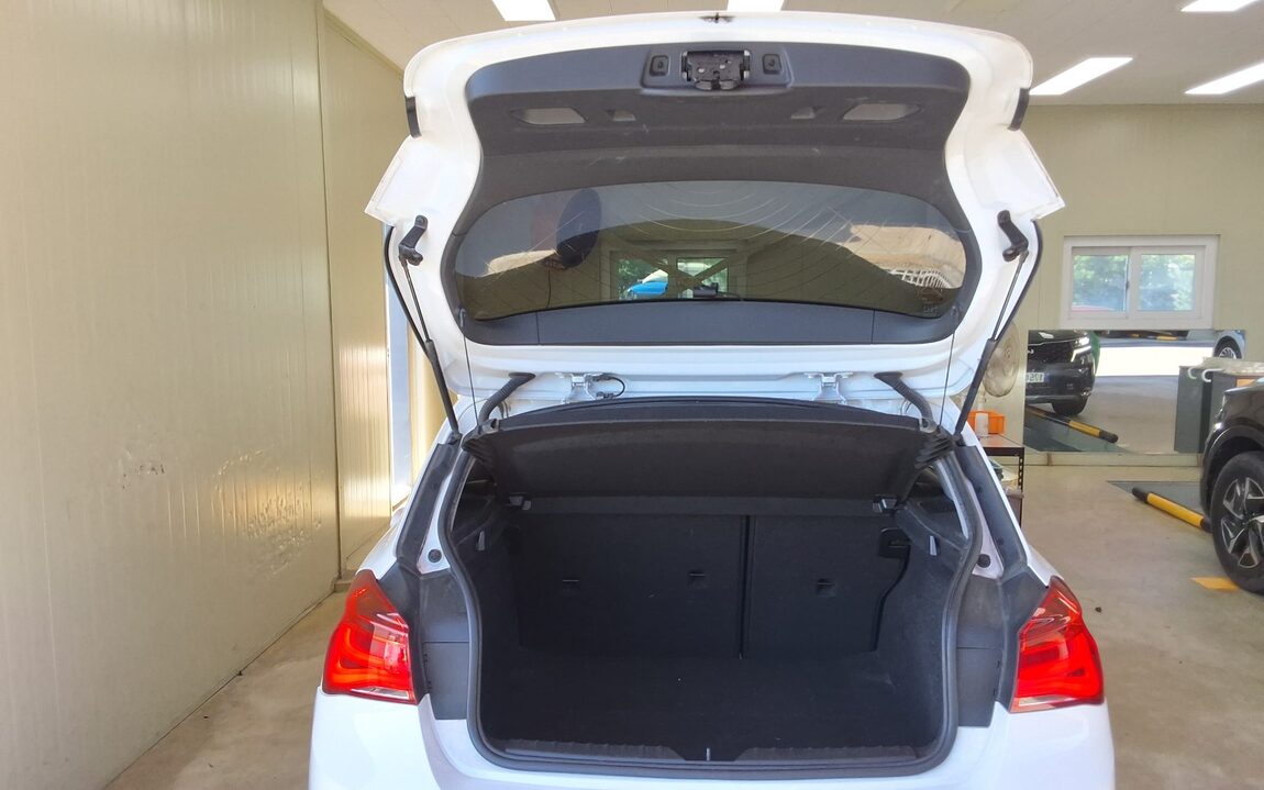 BMW 1 SERIES (2ND GEN) 5-DOOR 118d JOY 2016 - zdjęcie 15