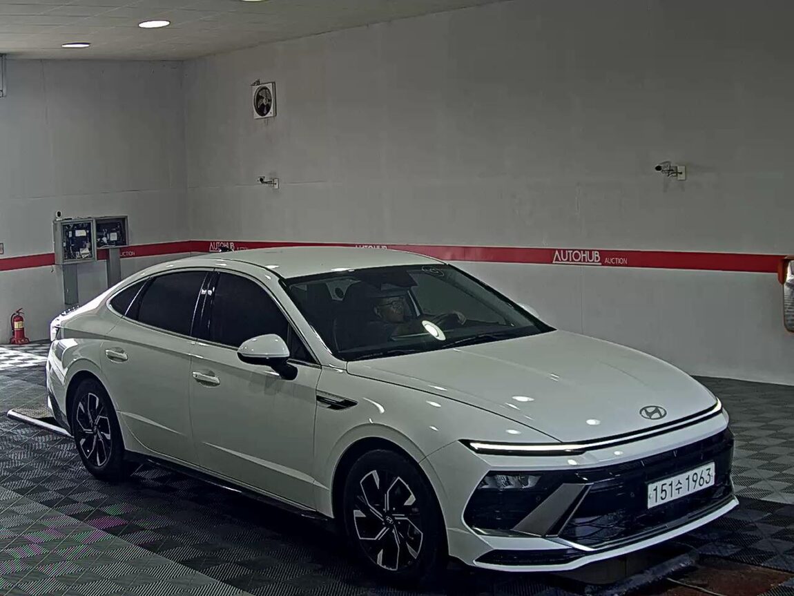 HYUNDAI SONATA THE EDGE GASOLINE 2.0 PREMIUM 2024 - zdjęcie 3