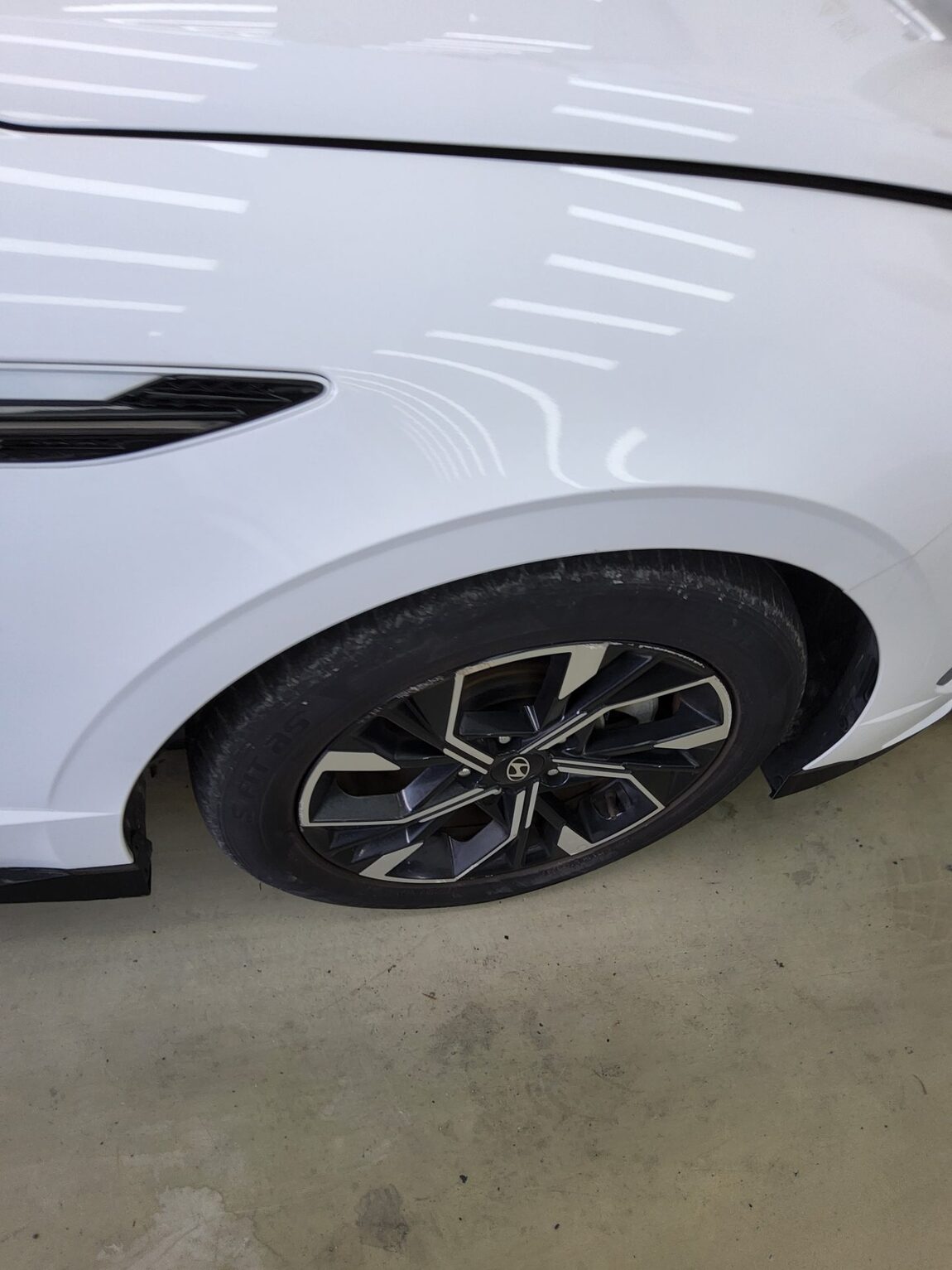 HYUNDAI SONATA THE EDGE GASOLINE 2.0 PREMIUM 2024 - zdjęcie 21