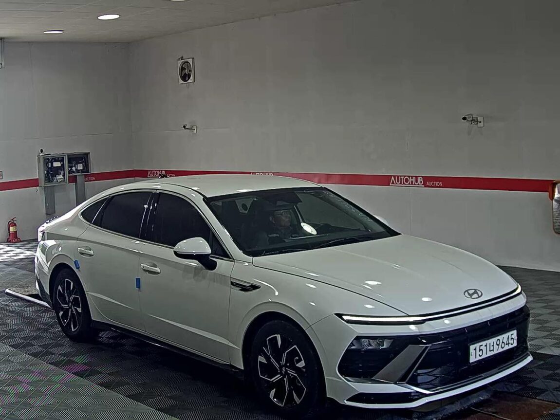 HYUNDAI SONATA THE EDGE GASOLINE 2.0 PREMIUM 2024 - zdjęcie 3