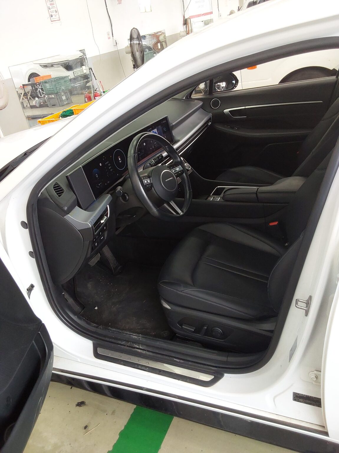 HYUNDAI SONATA THE EDGE GASOLINE 2.0 PREMIUM 2024 - zdjęcie 10