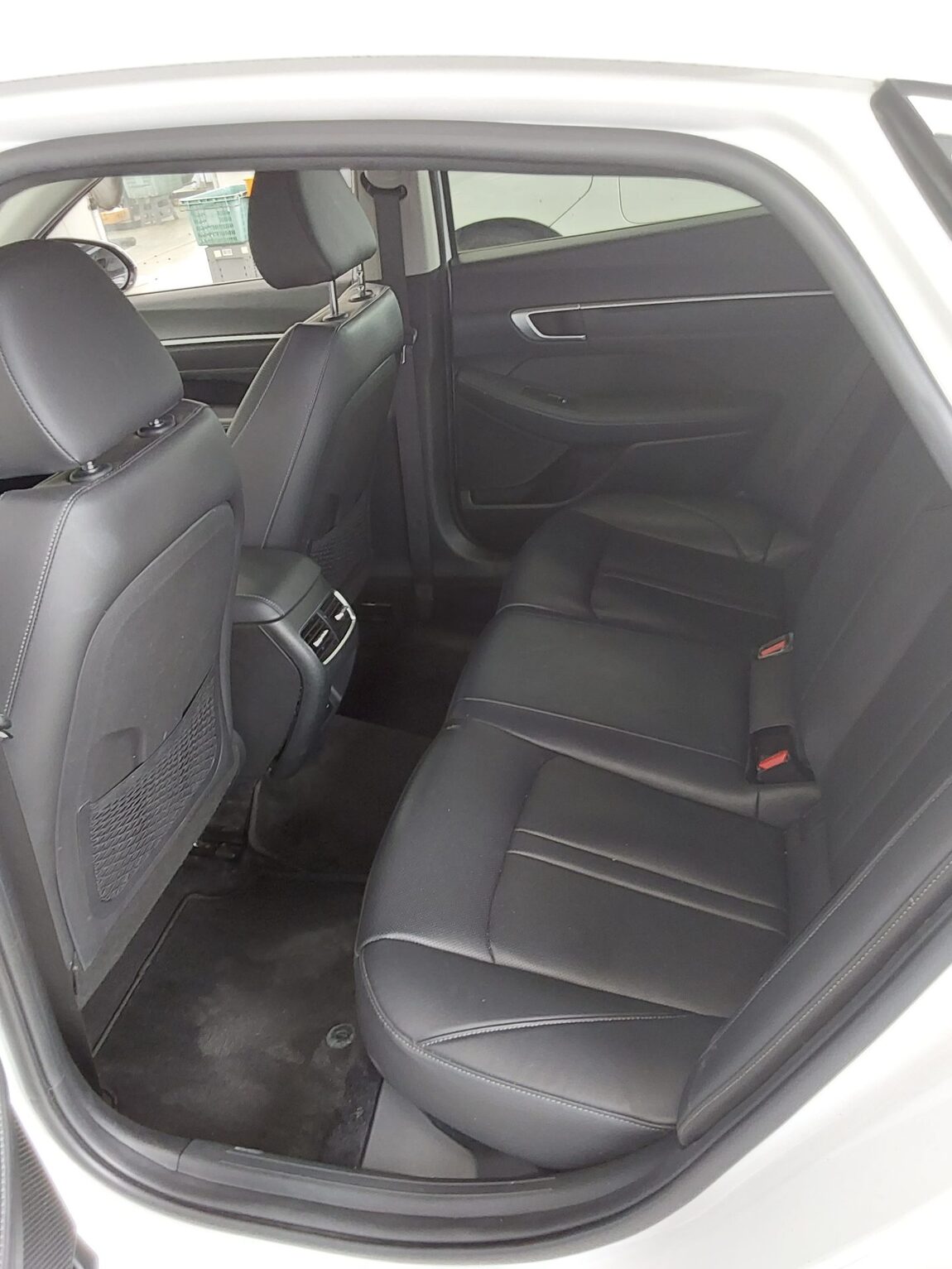 HYUNDAI SONATA THE EDGE GASOLINE 2.0 PREMIUM 2024 - zdjęcie 12