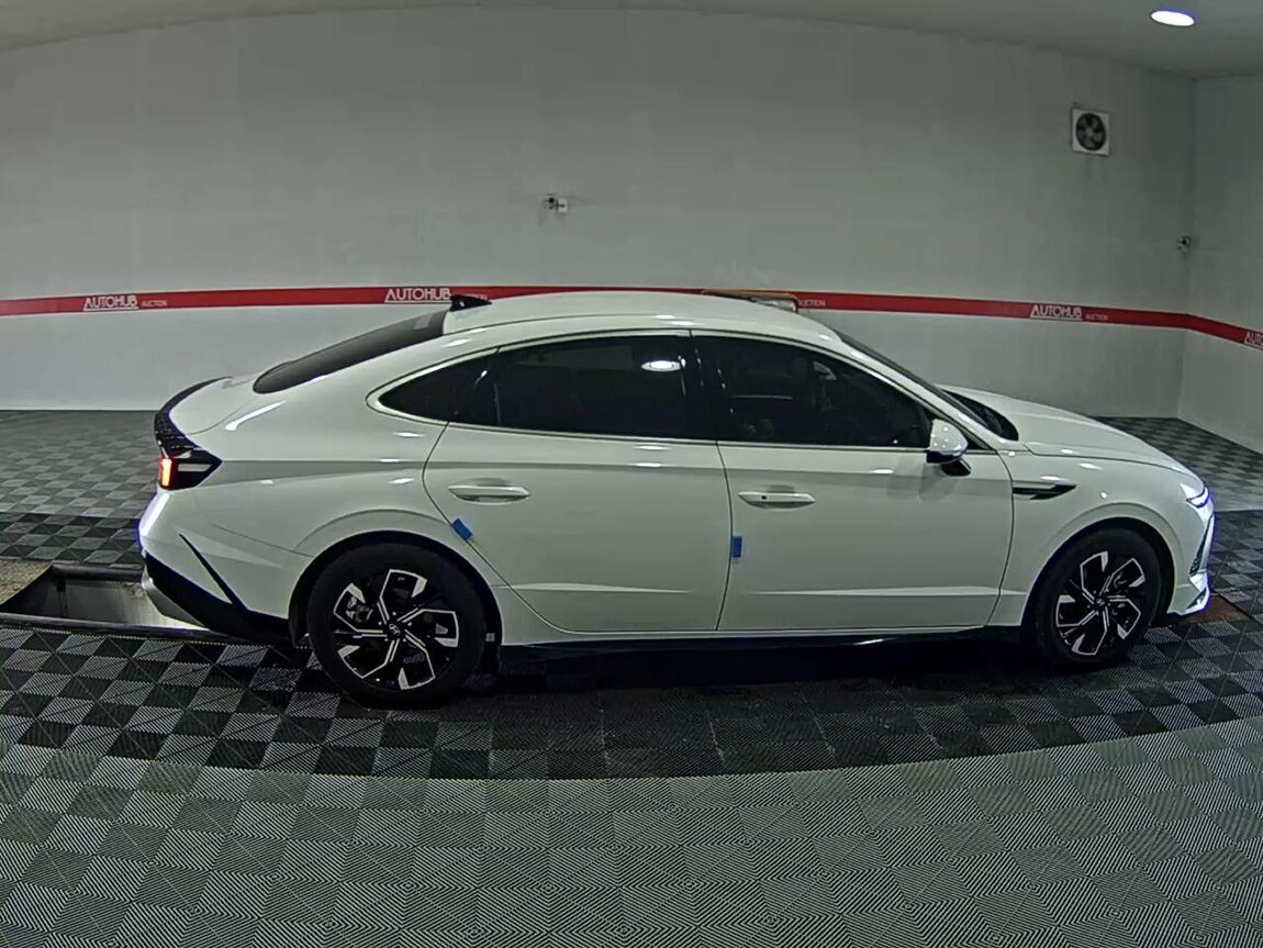 HYUNDAI SONATA THE EDGE GASOLINE 2.0 PREMIUM 2024 - zdjęcie 4