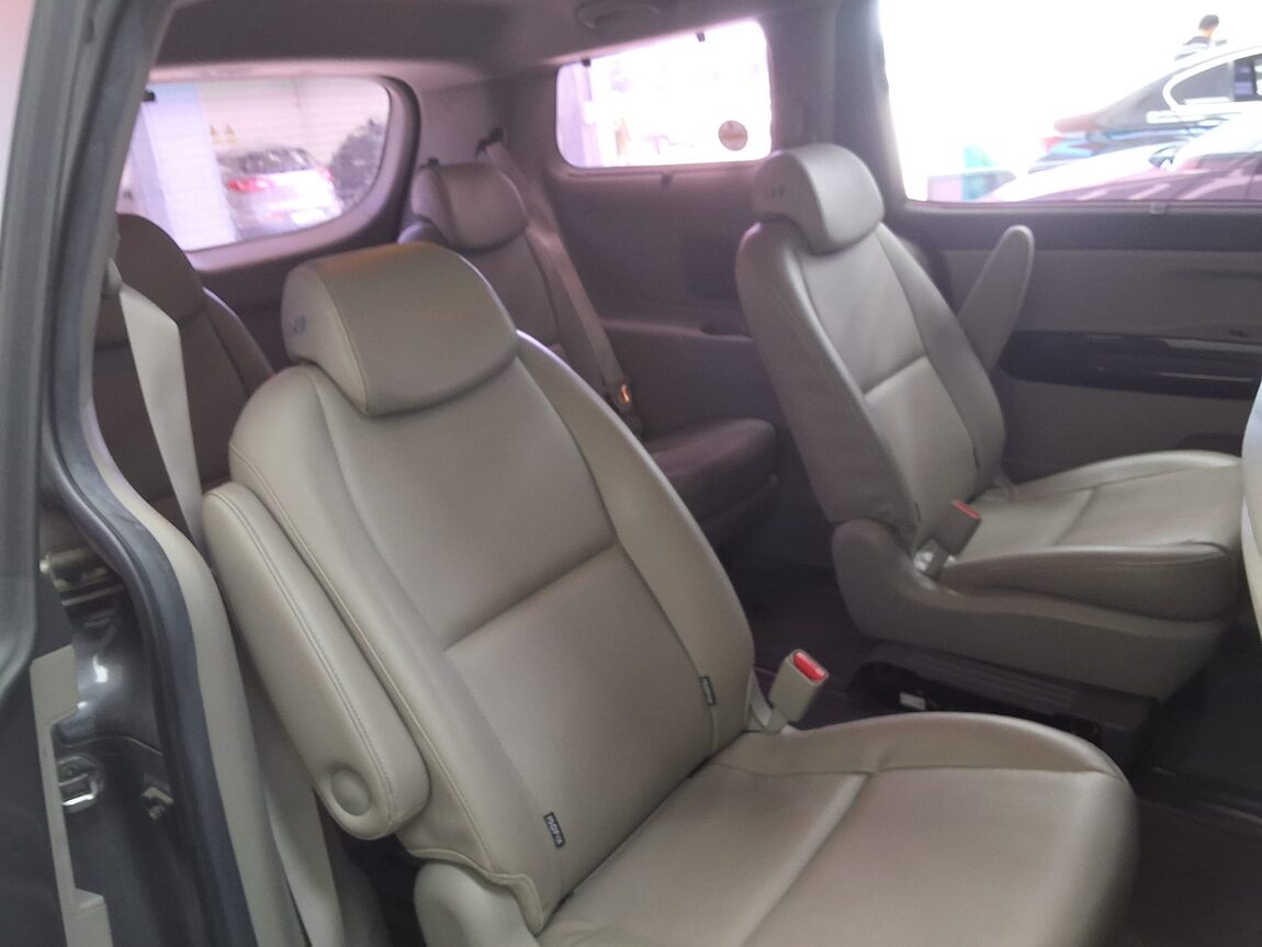KIA ALL NEW CARNIVAL 11-SEATER DIESEL PRESTIGE 2015 - zdjęcie 14