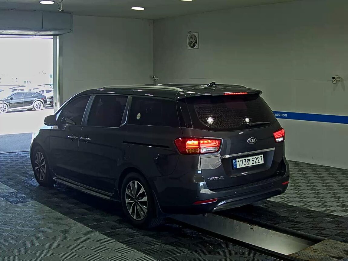 KIA ALL NEW CARNIVAL 11-SEATER DIESEL PRESTIGE 2015 - zdjęcie 6