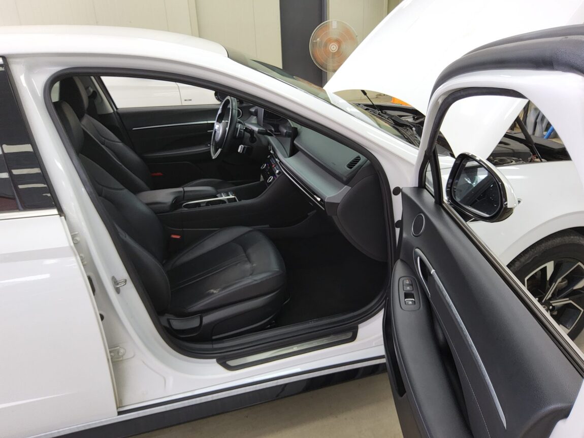 HYUNDAI SONATA THE EDGE GASOLINE 2.0 PREMIUM 2024 - zdjęcie 14