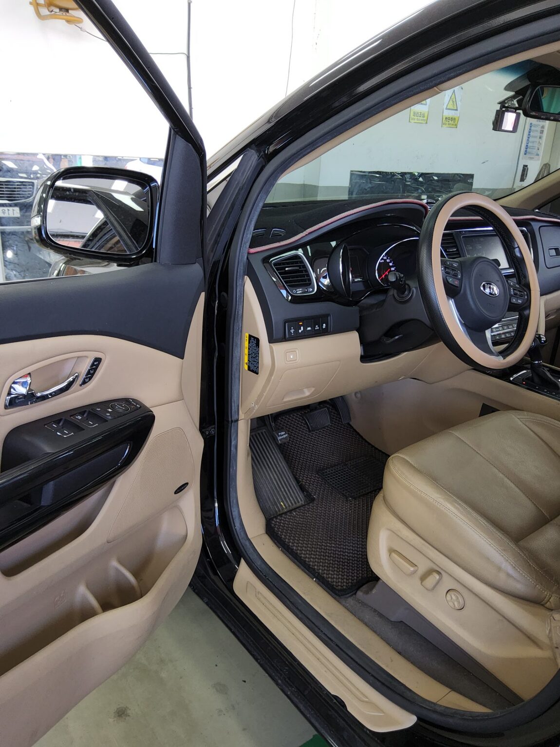 KIA ALL NEW CARNIVAL 9-SEATER DIESEL NOBLESSE 2016 - zdjęcie 10