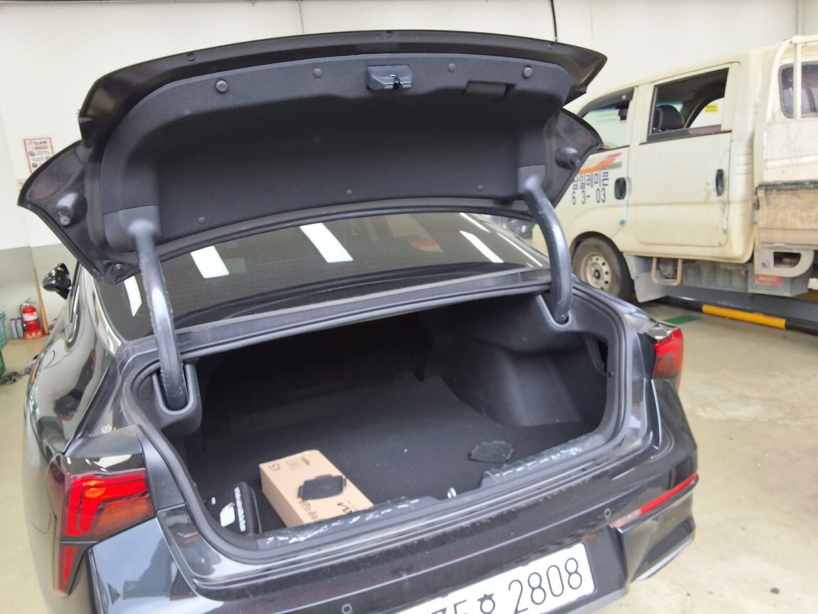 KIA THE NEW K5 (DL3) 2.0 GASOLINE PRESTIGE 2026 - zdjęcie 16