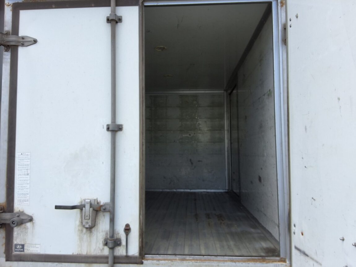 HYUNDAI PORTER II BUILT-IN BOX TRUCK SUPER CAB 2013 - zdjęcie 12