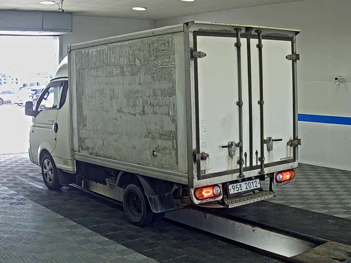 HYUNDAI PORTER II BUILT-IN BOX TRUCK SUPER CAB 2013 - zdjęcie 6