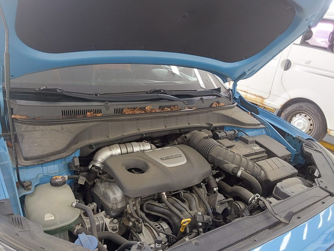 HYUNDAI KONA 1.6 GASOLINE 2WD PREMIUM 2020 - zdjęcie 18