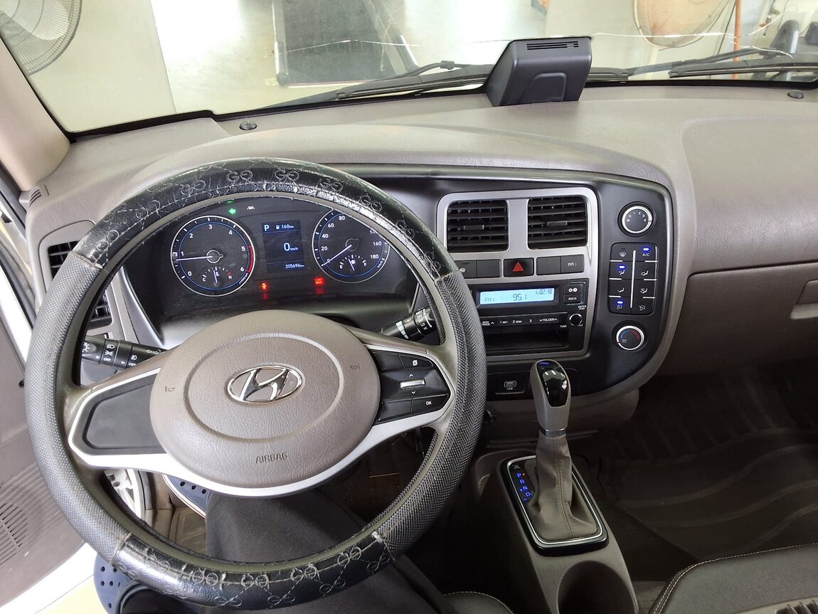 HYUNDAI PORTER II BUILT-IN BOX TRUCK LOW DECK 2022 - zdjęcie 16